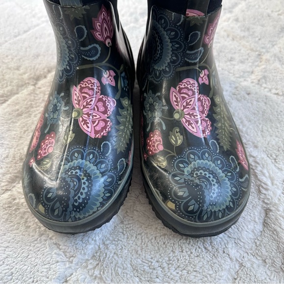 Bogs | Women's Classic Winter Blooms waterproof boots | Size 7 - Picture 6 of 7